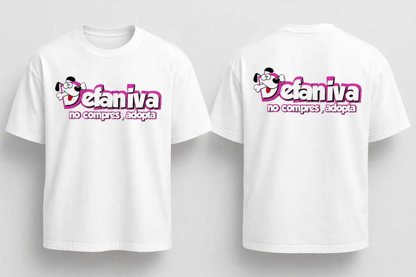 Camisetas blancas de Defaniva con el logotipo estampado en pecho y espalda, parte del merchandising solidario de la protectora
